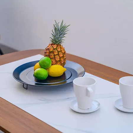 Seashell Crown Luxury Apartment