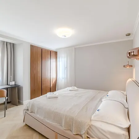 Apartment Seashell Crown Luxury