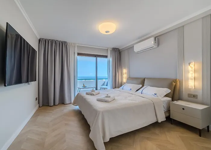 Seashell Crown Luxury *